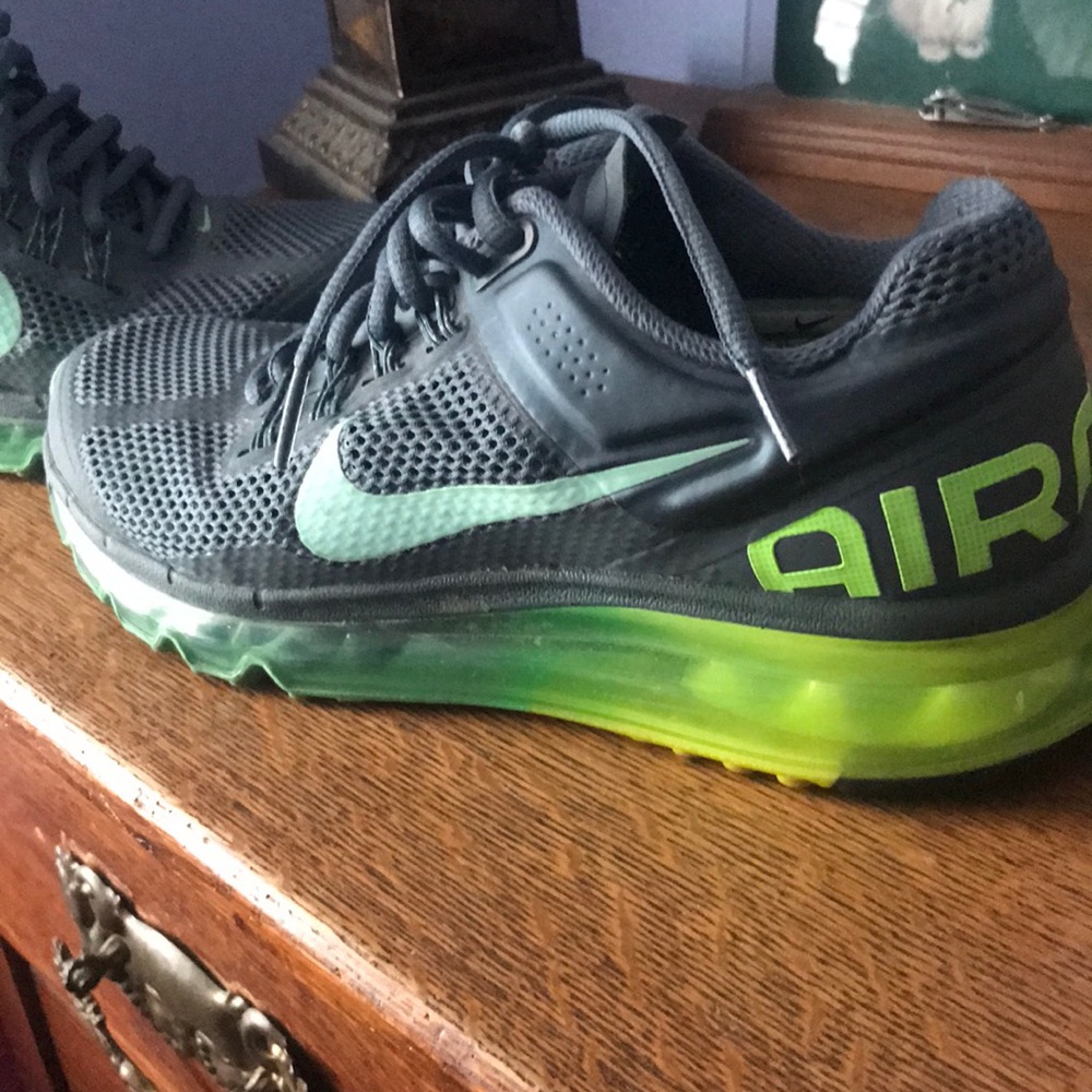 Nike Air Max Size 7 1/2
